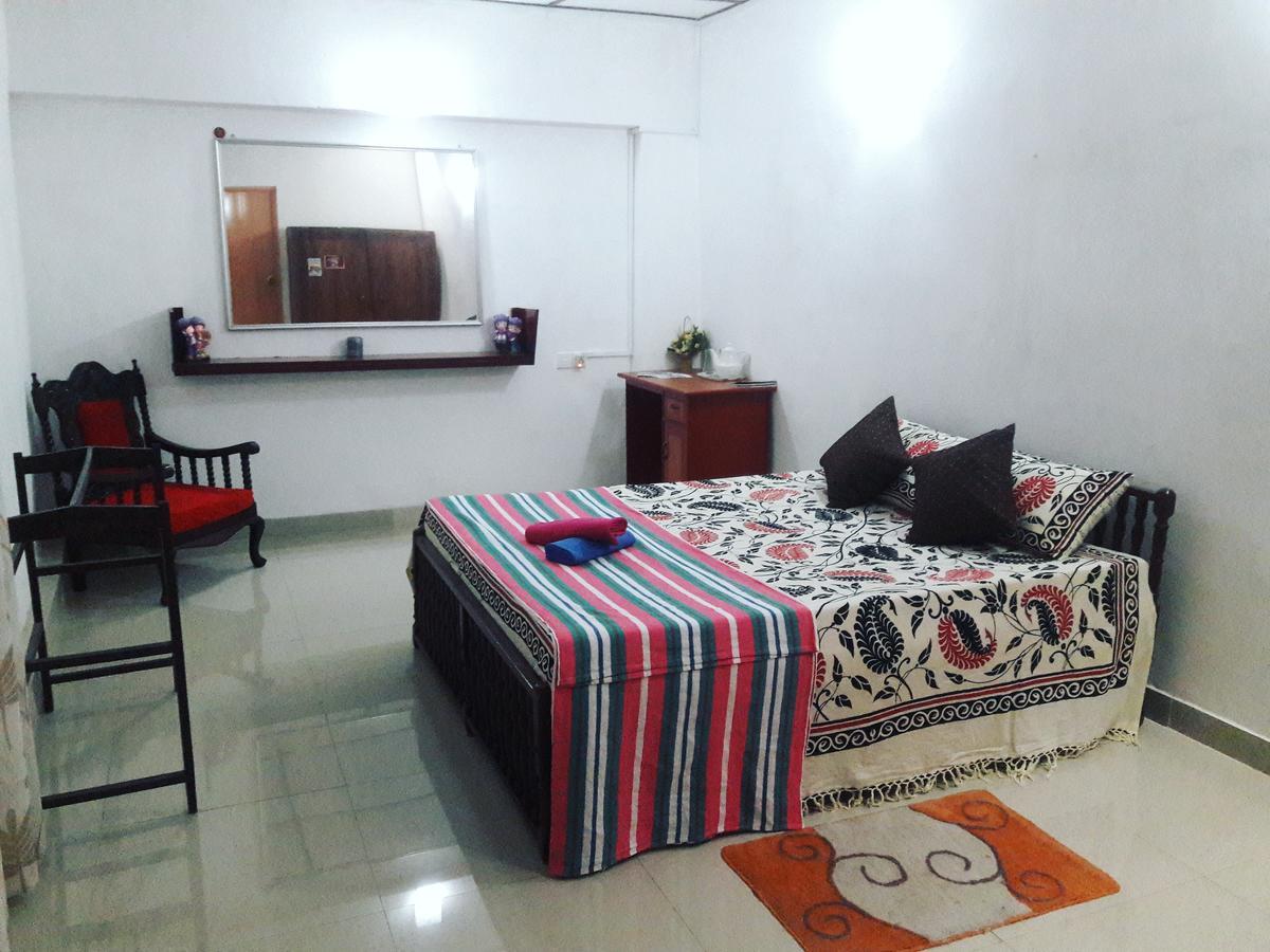 Mount View 11 Hotel Канди Екстериор снимка