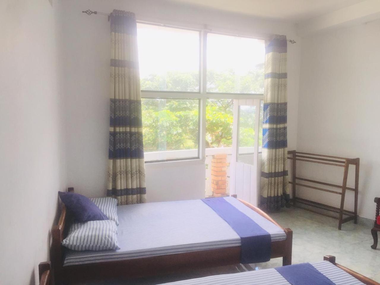Mount View 11 Hotel Канди Екстериор снимка
