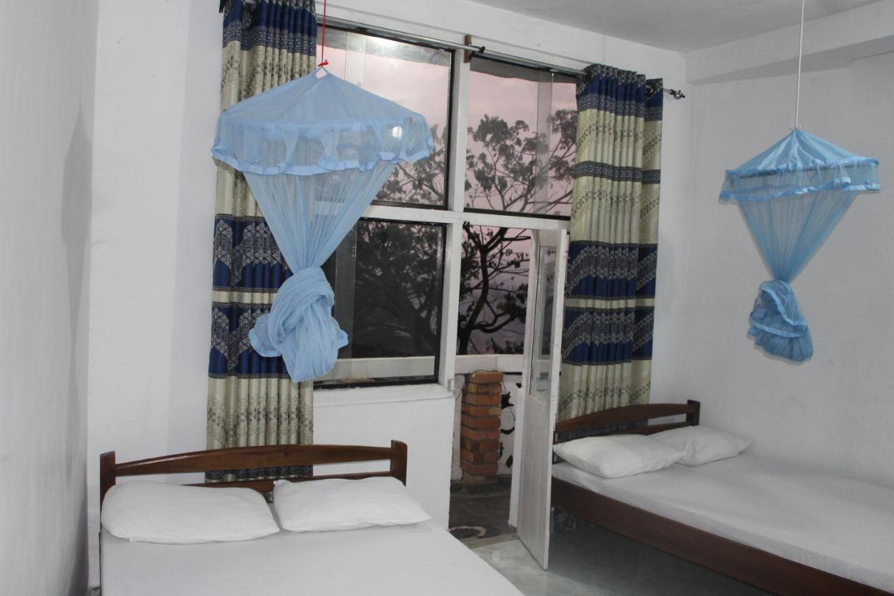 Mount View 11 Hotel Канди Екстериор снимка